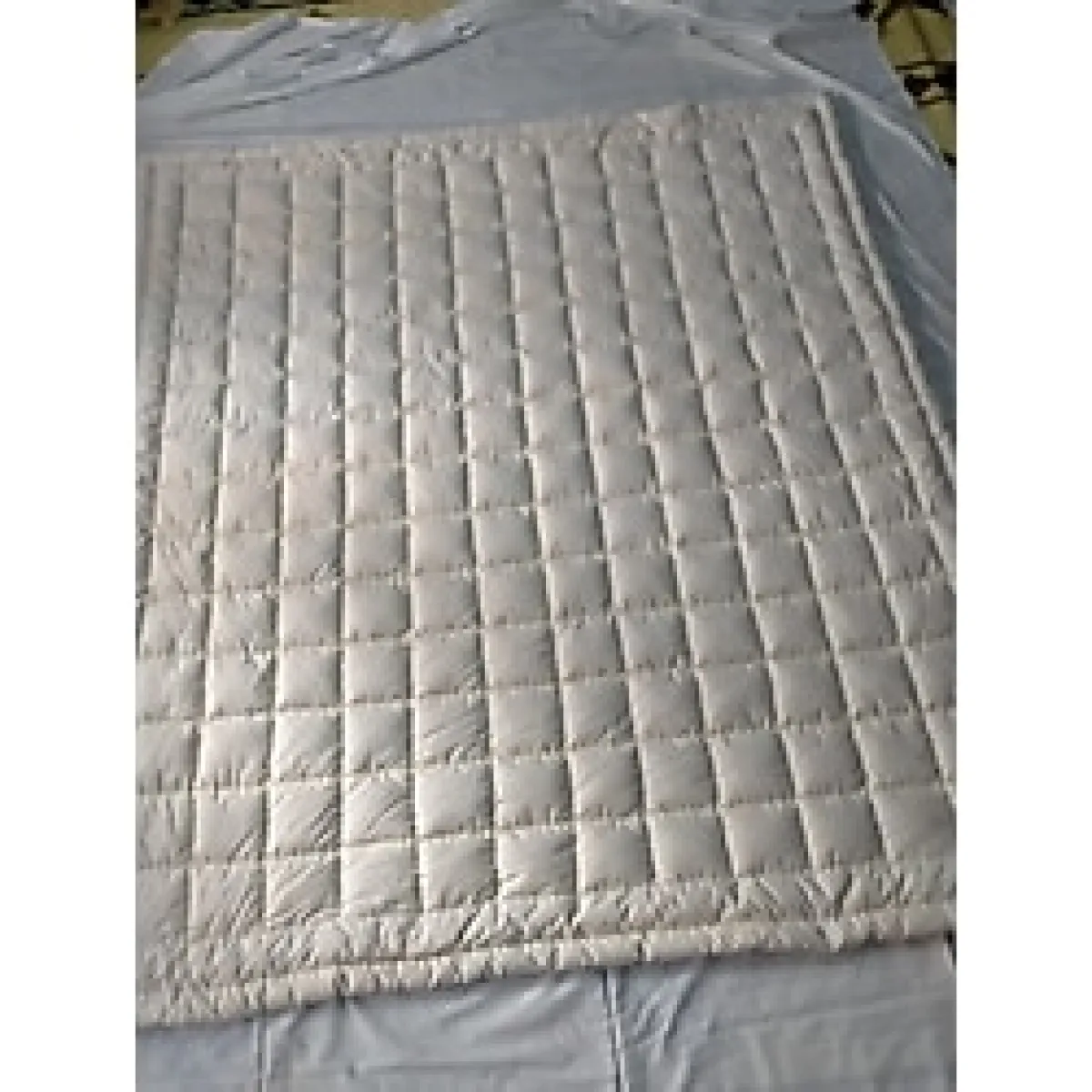 El Dikimi %100 Yün Dolgulu Çift Kişilik Yün Yorgan (200 x 220 Cm)