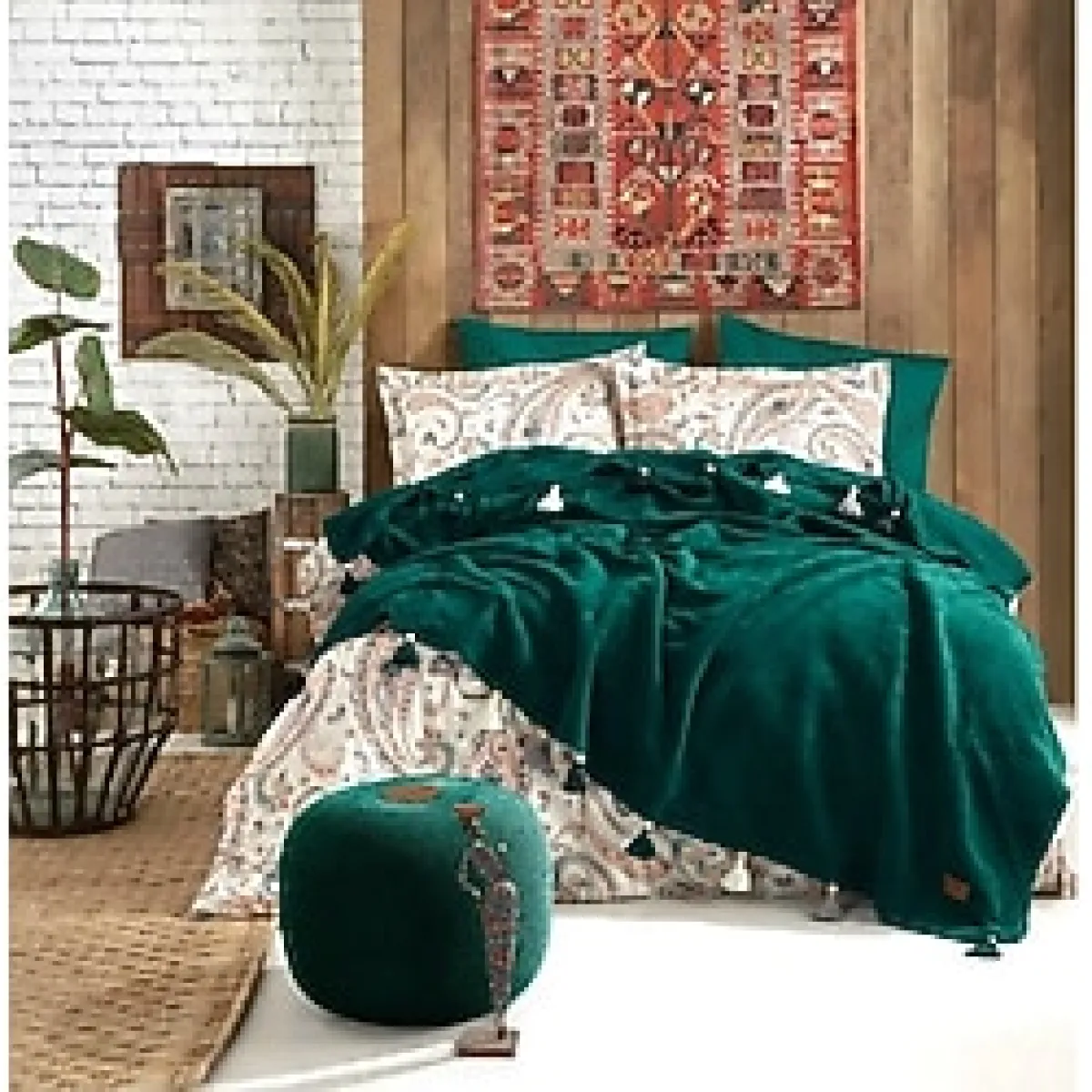 İyi Geceler İstanbul Boho Chic Çift Kişilik Püsküllü Battaniyeli Nevresim Seti Zümrüt Yeşil