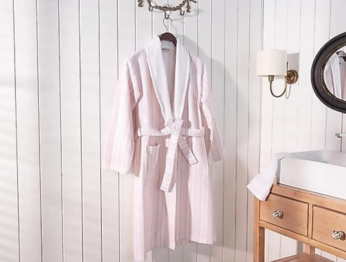 Madame Coco Carlotta Şalyaka Kadın Bornoz