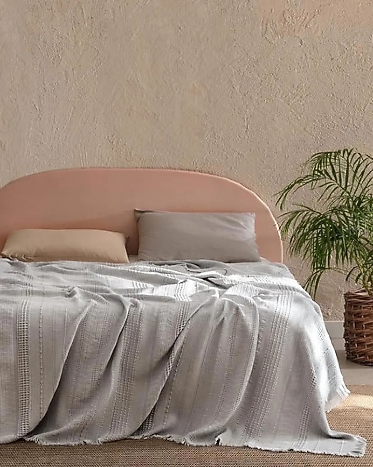 Madame Coco Lucille Pamuk Çift Kişilik Yatak Örtüsü