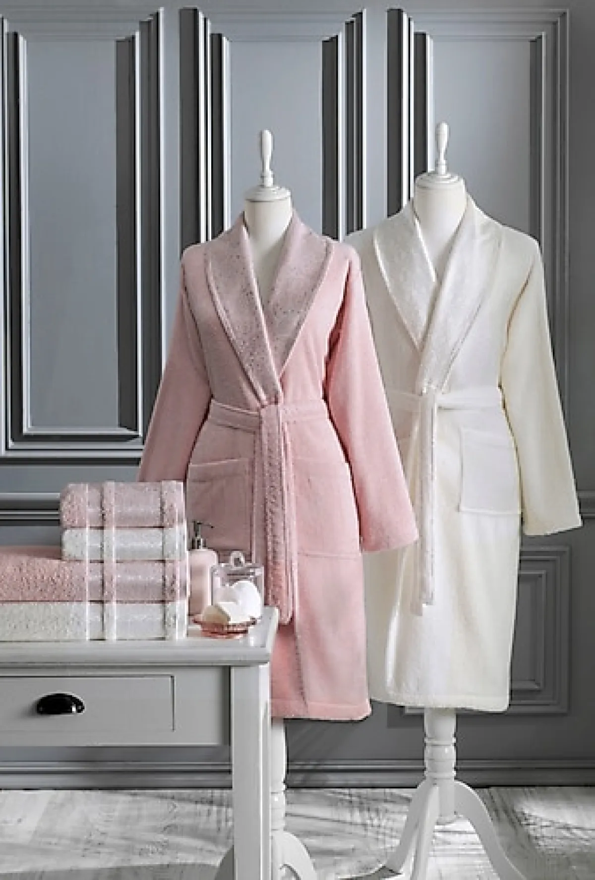 Özdilek Dory Pudra Krem Aile Bornoz Takımı