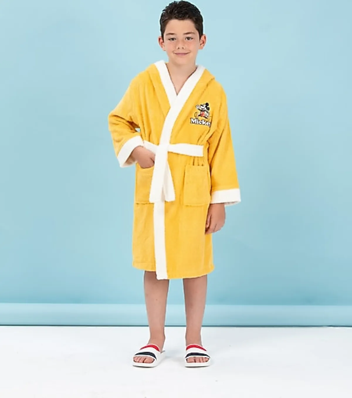 Özdilek Mickey Mouse Happy Lisanslı Kapüşonlu Çocuk Bornoz