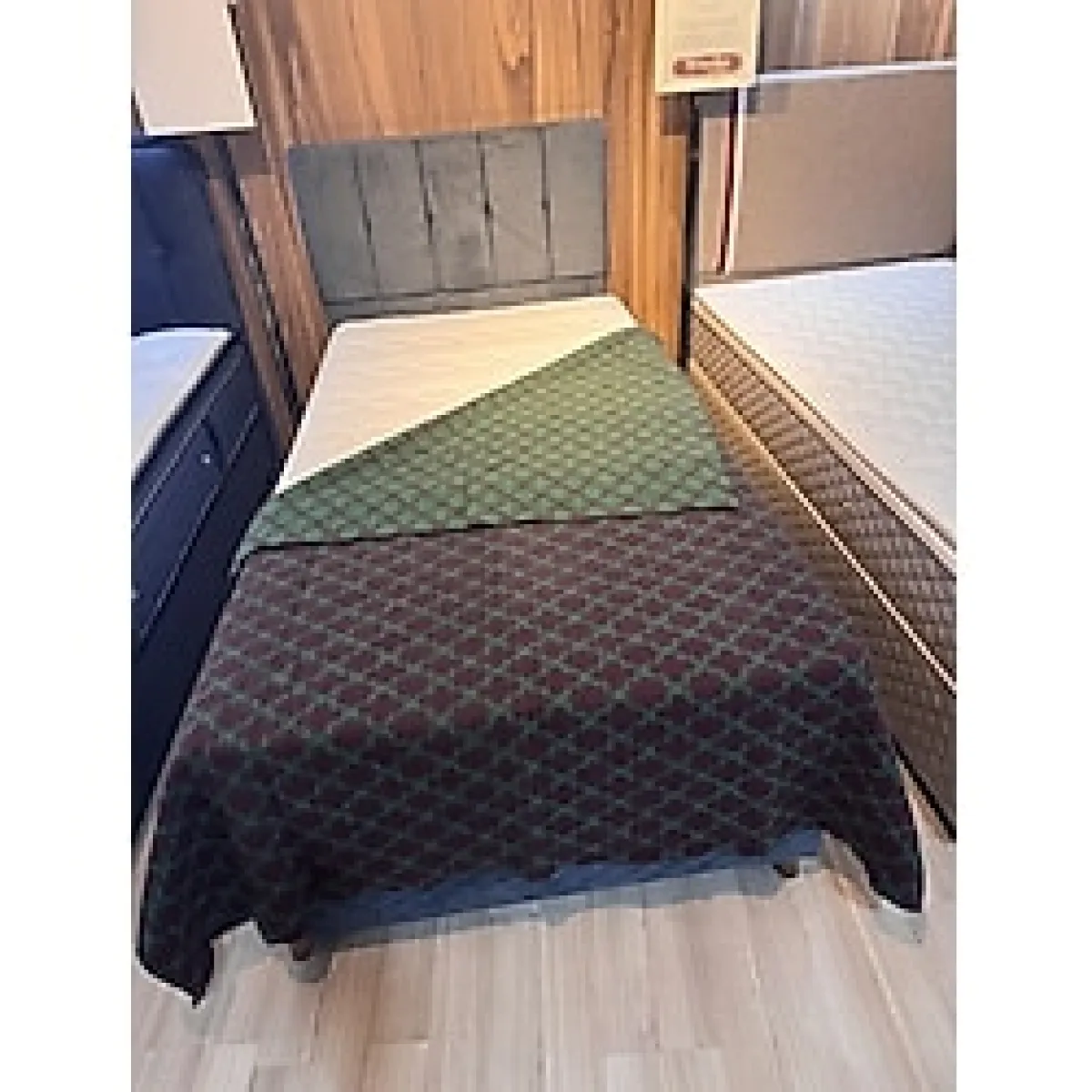 Özyün %100 Yün Battaniye Tek Kişilik-Kalın Nefes Alır Terletmez Sağlıklı Ekonomik Estetik!. - Bordo - Yeşil - 160 x 220 cm