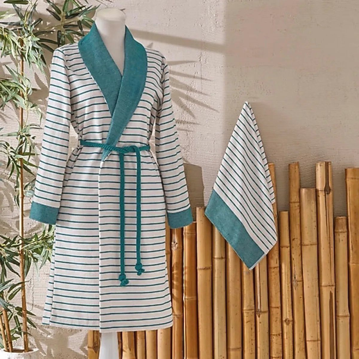 Taç Bamboo Dreams Bornoz Takımı