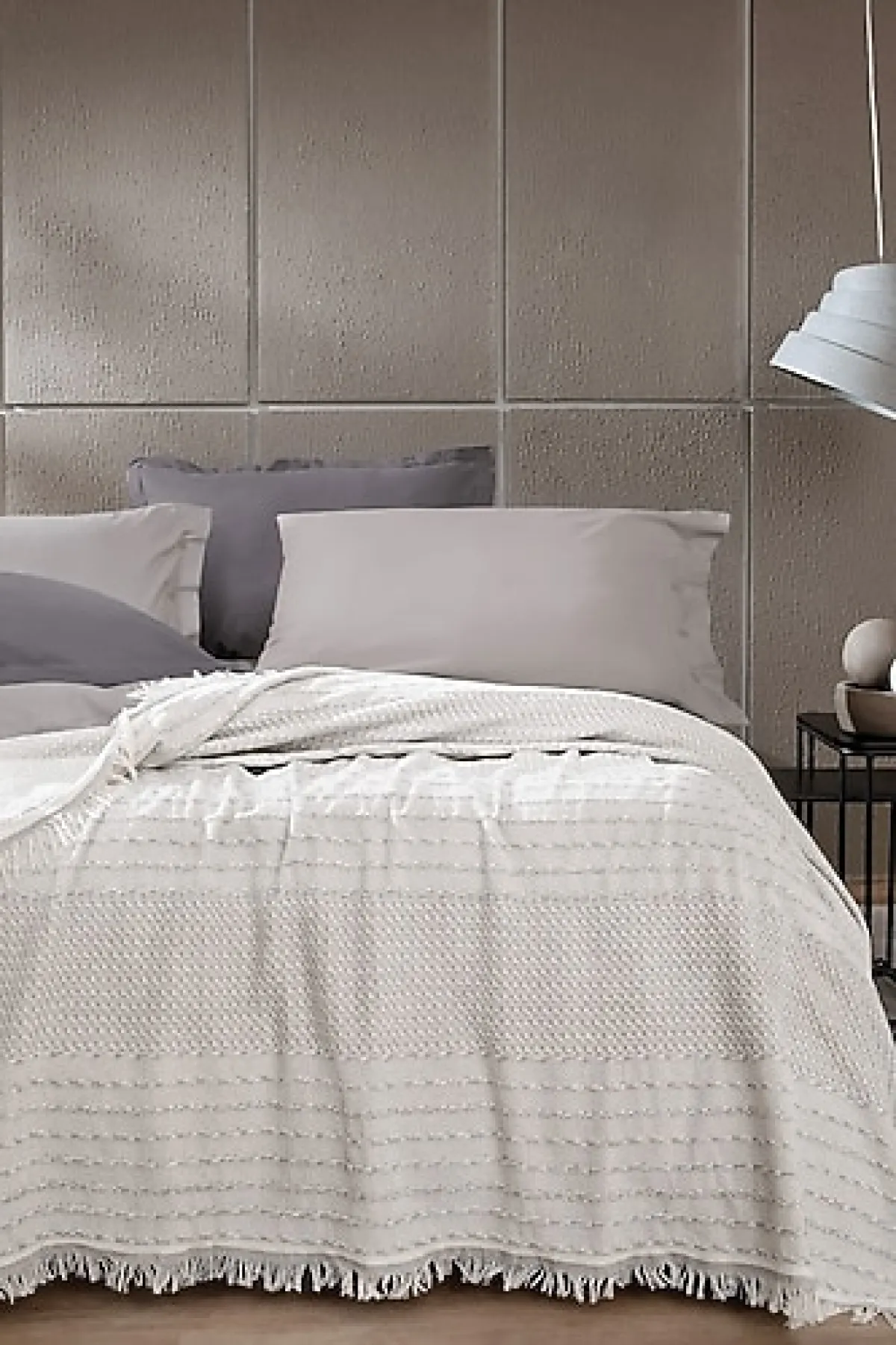 Yataş Arlo Taş Çift Kişilik Yatak Örtüsü