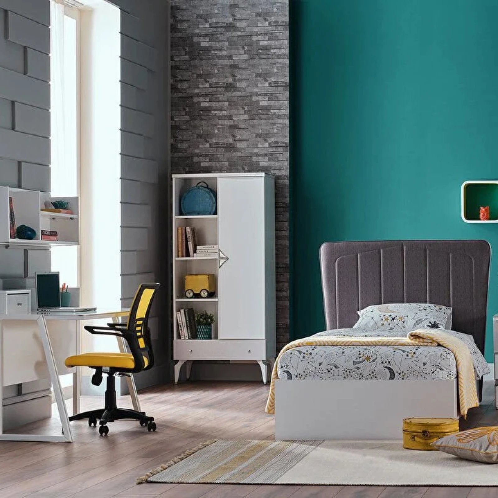 Genç - Çocuk - Bebek