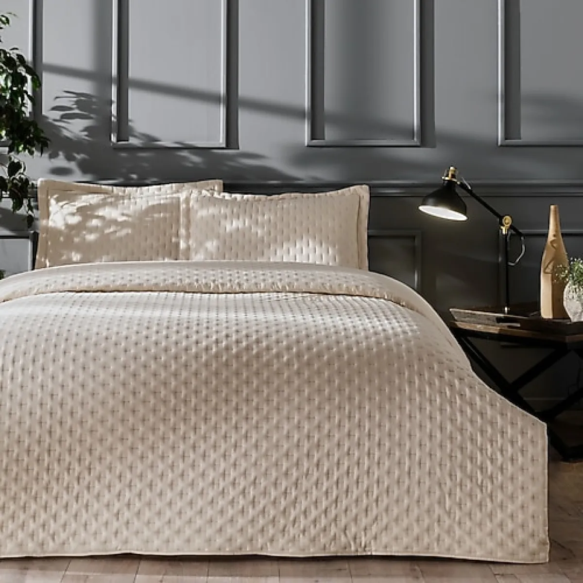 Linens Gardenia Bej Çift Kişilik Yatak Örtüsü Takımı