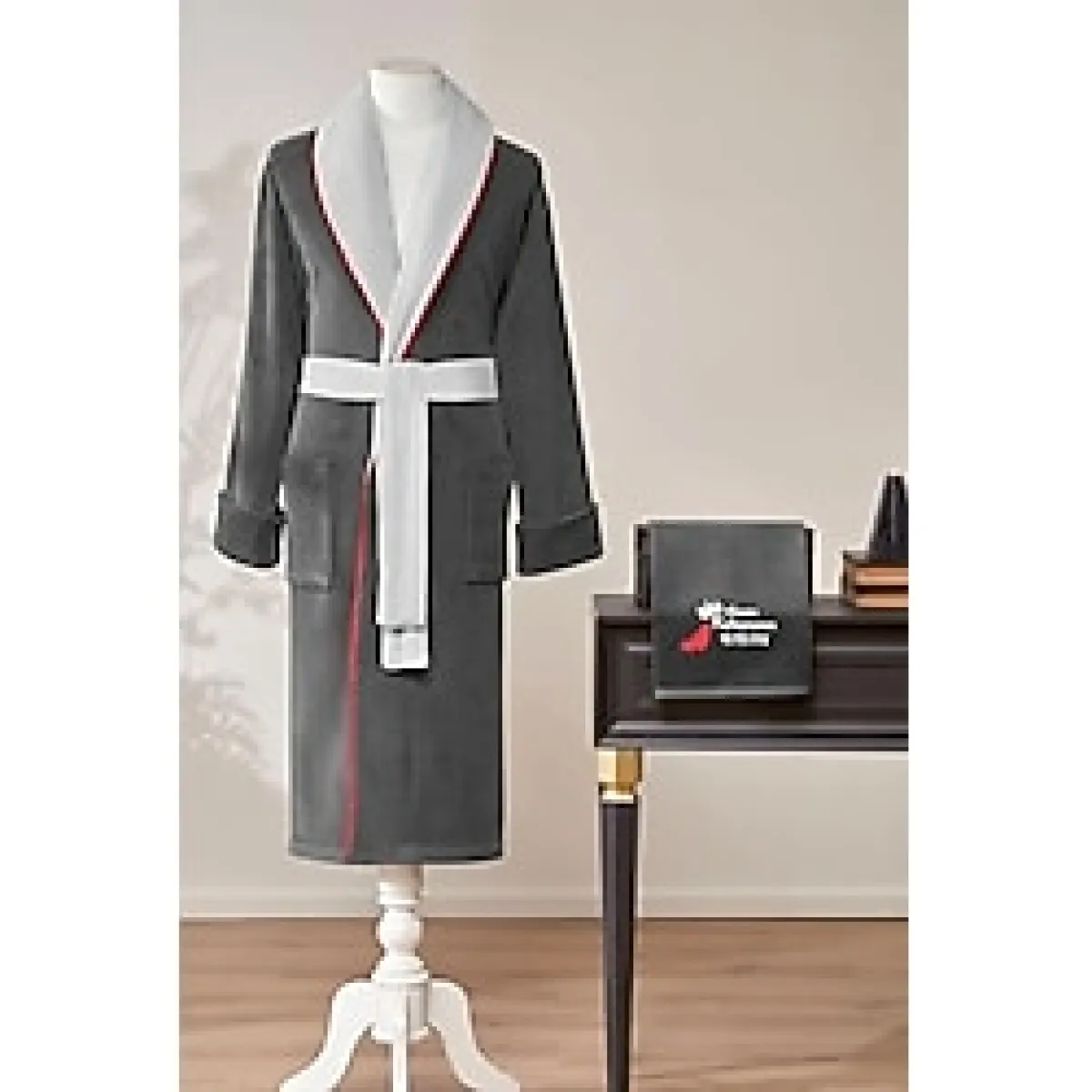 Özdilek Benim Kahramanım Babam Nakışlı Kadife Erkek Bornoz Seti