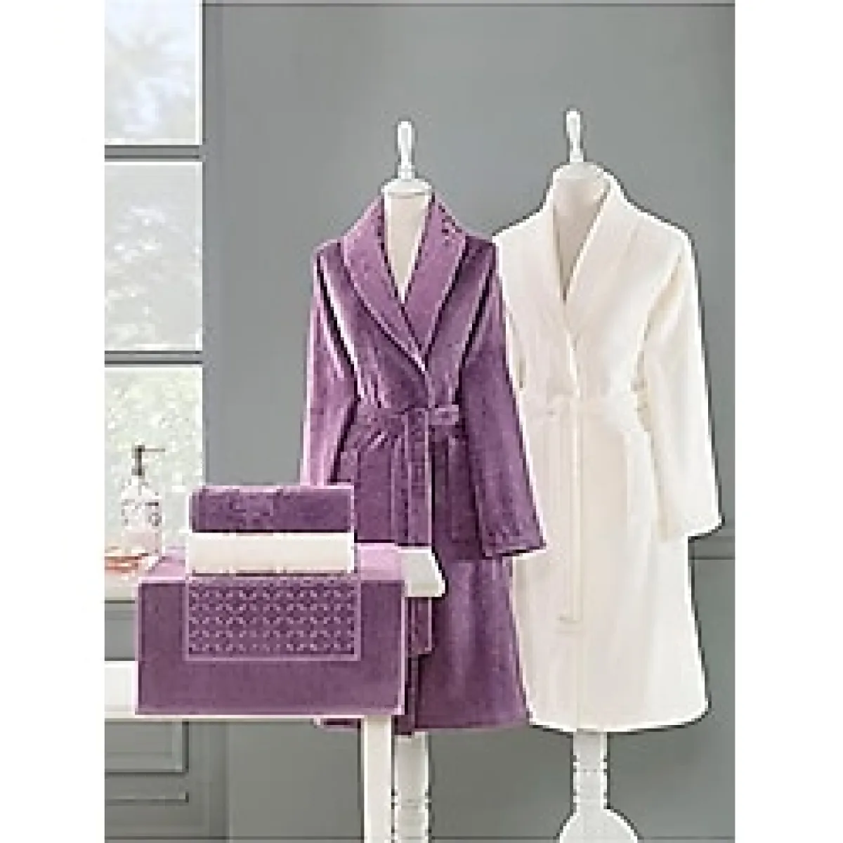 Özdilek Blossom Happy Krem Mürdüm Aile Bornoz Takımı