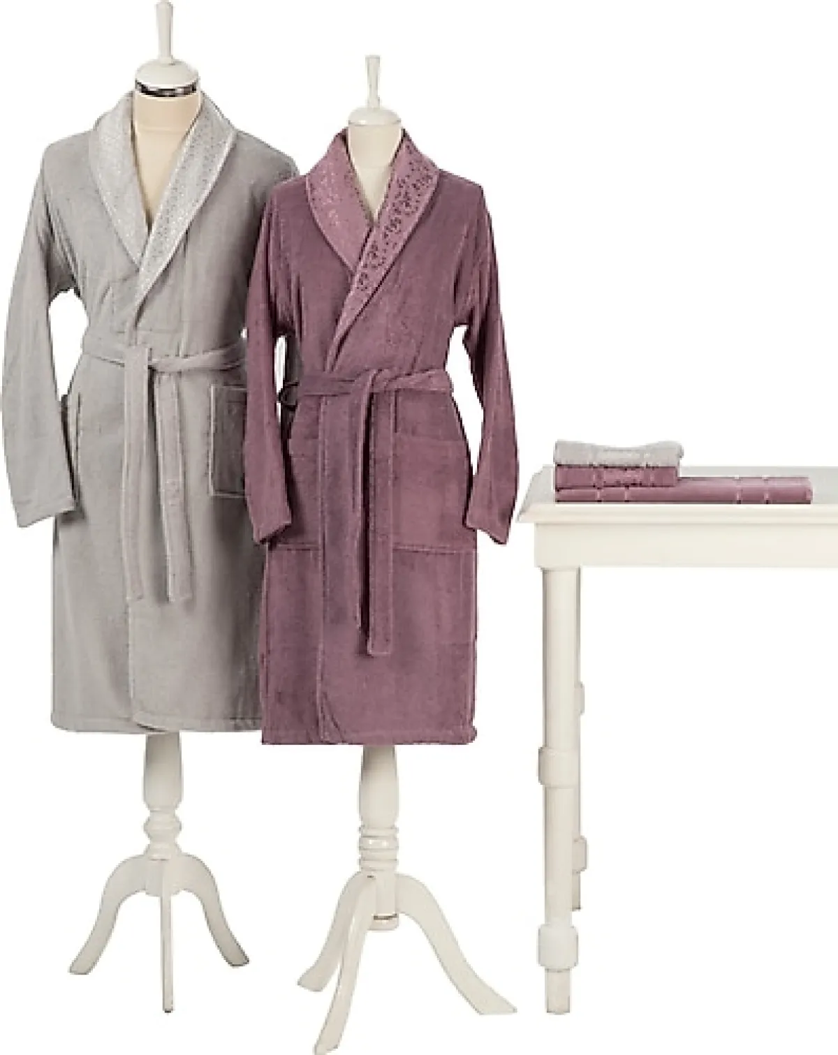 Özdilek Camellia Happy Aile Bornoz Takımı