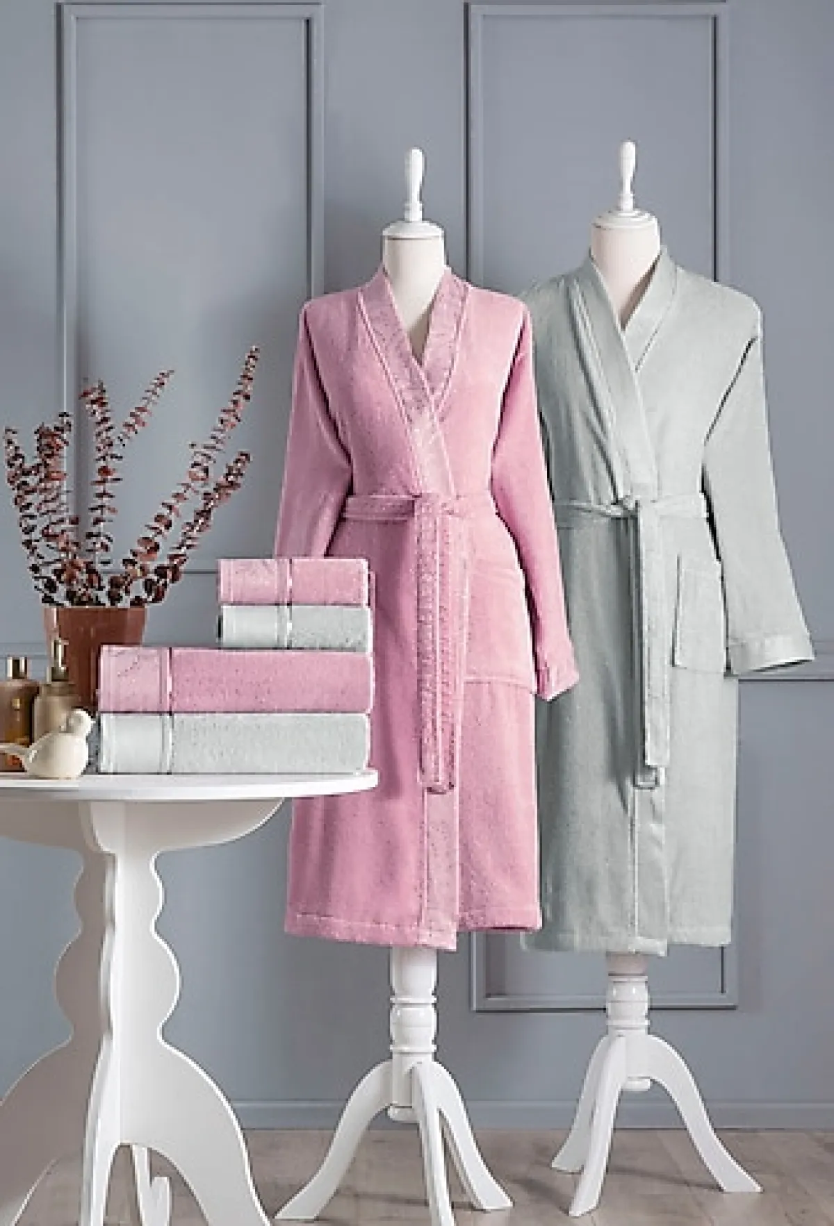 Özdilek Ditsy Pembe Gri Aile Bornoz Takımı