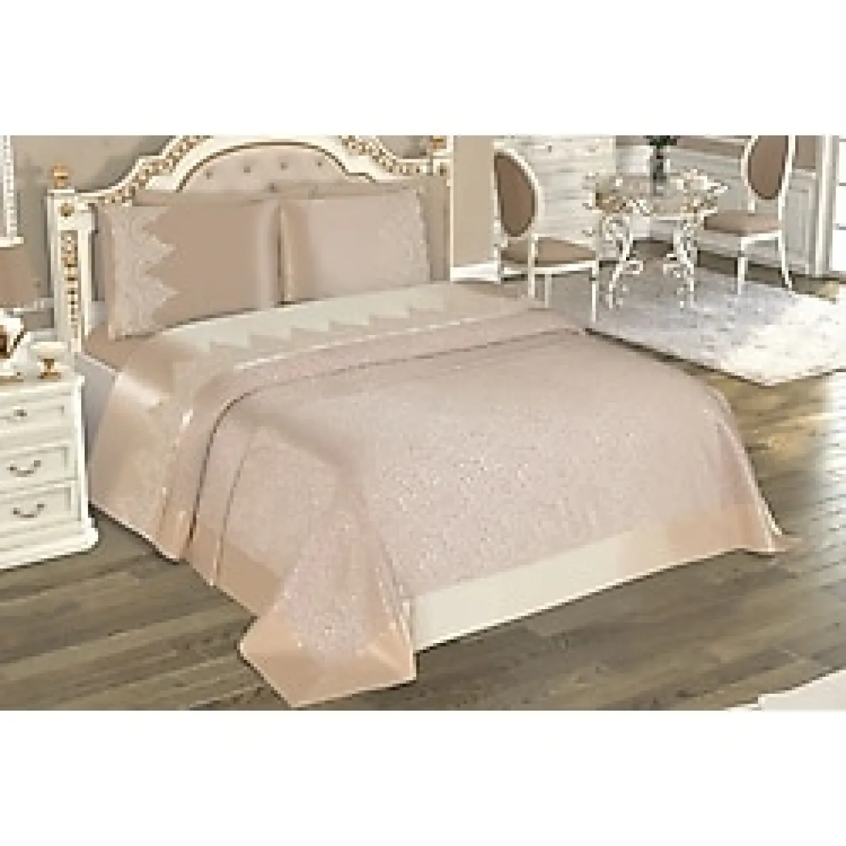 Selin 6 Parça Fransız Dantelli Çift Kişilik Pike Takımı