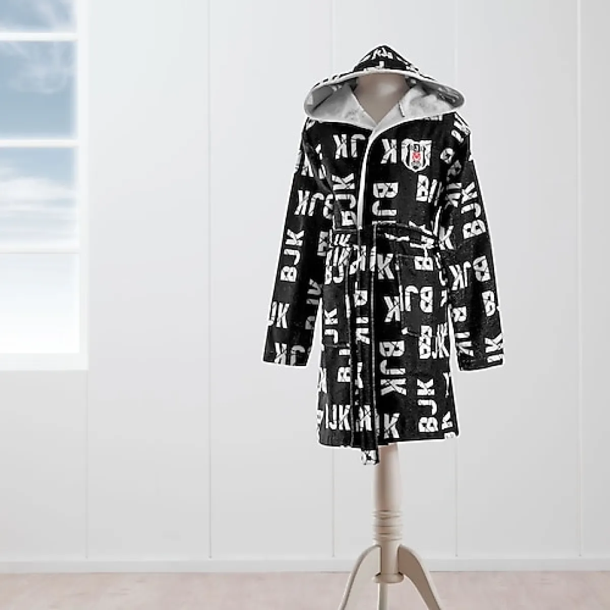 Taç Beşiktaş 1903 Baskılı Lisanslı Çocuk Bornoz