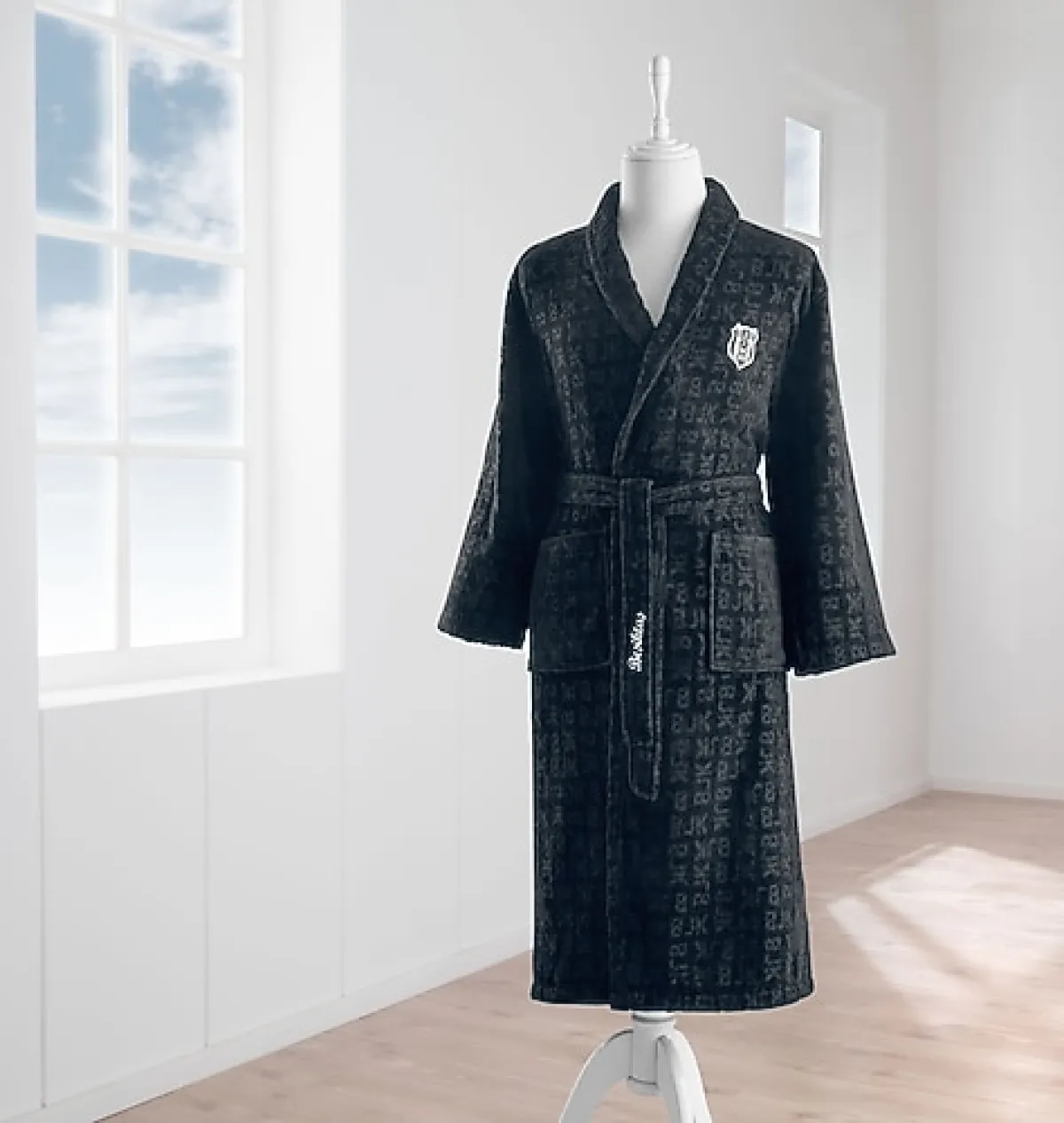 Taç Beşiktaş Jakar Lisanslı Bornoz