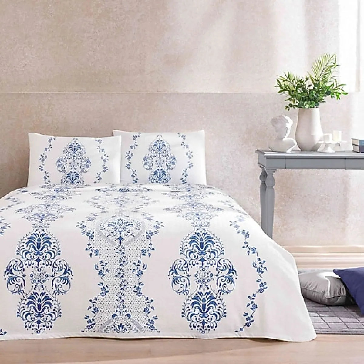 Taç Carmen Mavi Çift Kişilik Pike Takımı