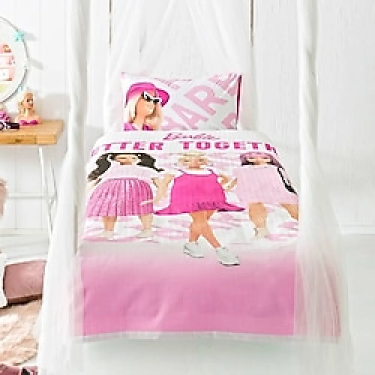 Taç Lisanslı Tek Kişilik Pike Takımı Barbie Better - Pembe