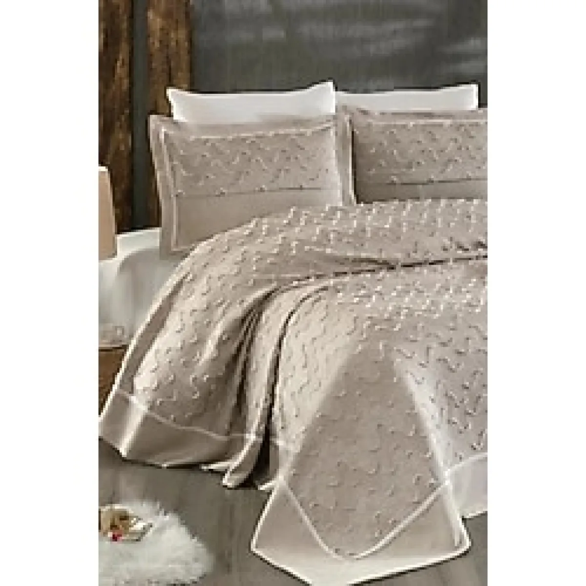 Talya Jakarlı Çift Kişilik Yatak Örtüsü Bej