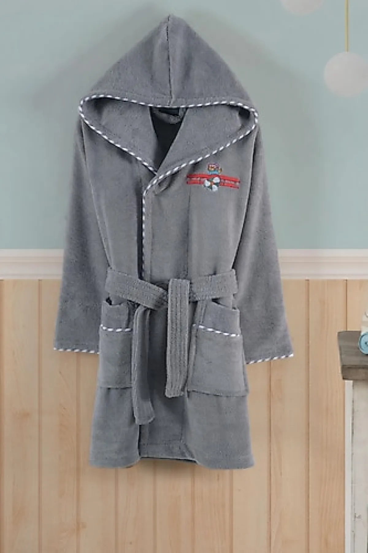 Varol Pilot Bambu Nakışlı Kapüşonlu Çocuk Bornoz