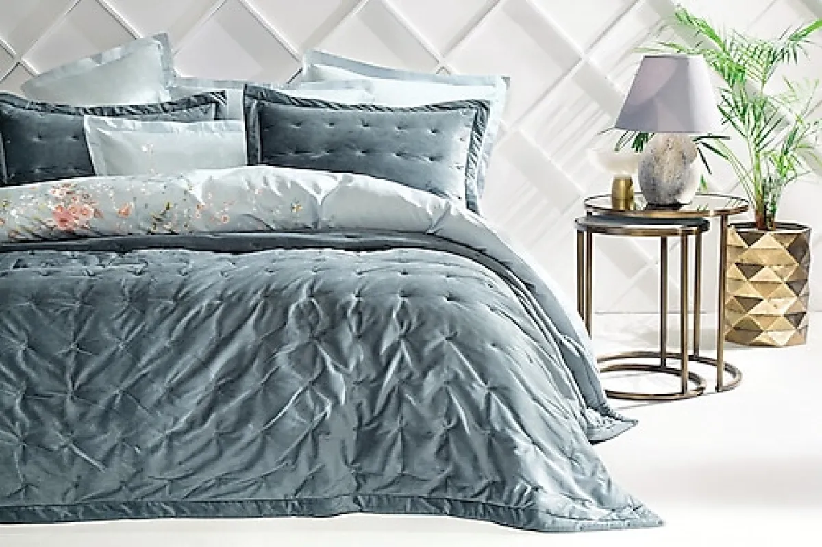 Yataş Bedding Vals Çift Kişilik Kadife Yatak Örtüsü Seti Nil Yeşili